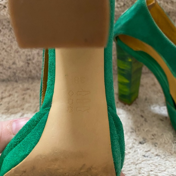 Leather heels size 38 - Picture 4 of 6